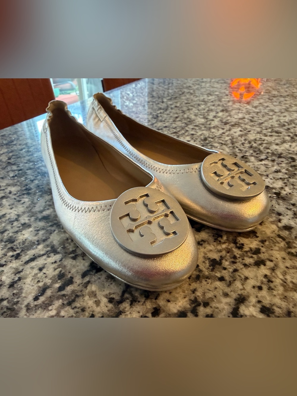 Tory Burch Silver Leather Travel Logo Ballet Flats Silver Size 7.5 NWOB